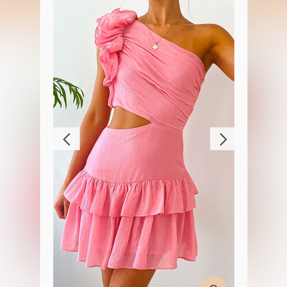 Off the shoulder Pink dress size xs